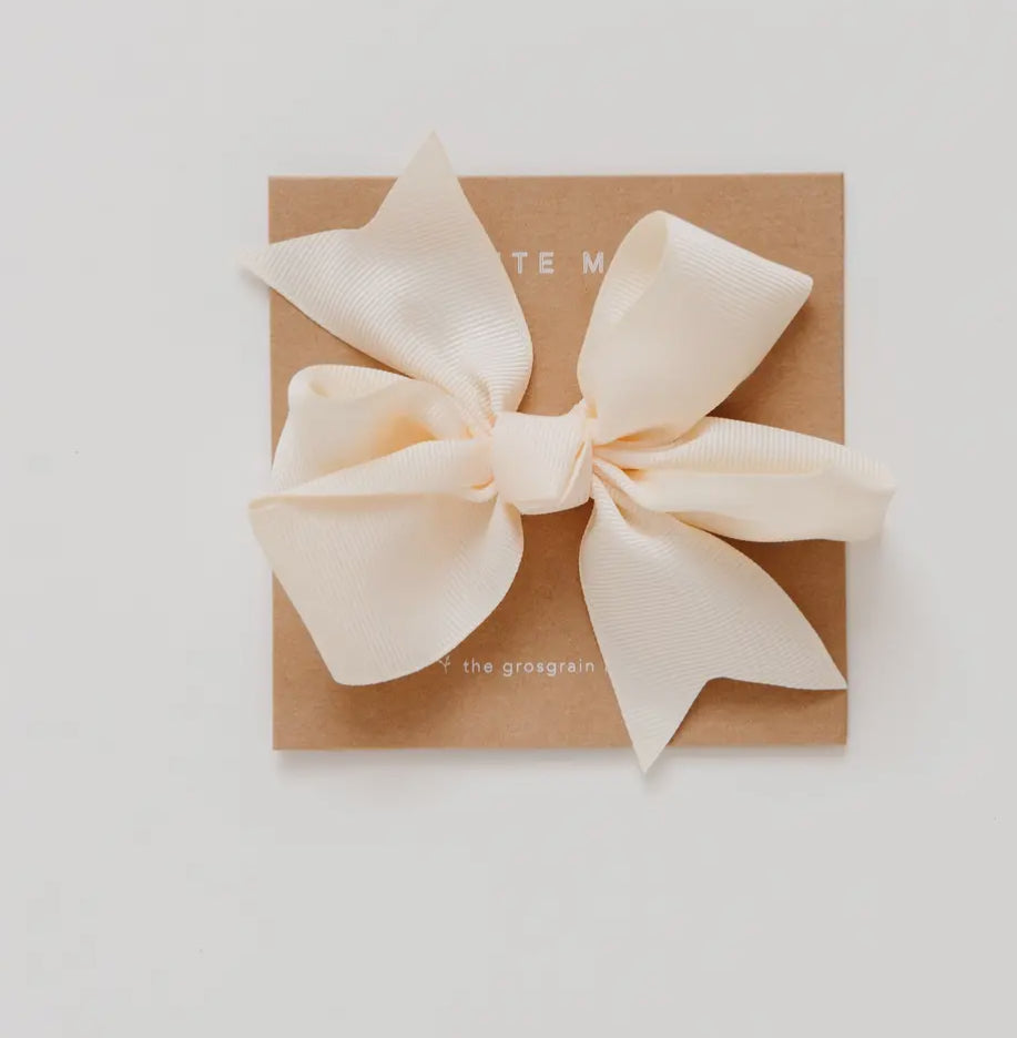 Petite Moss • Grosgrain Bow Clip